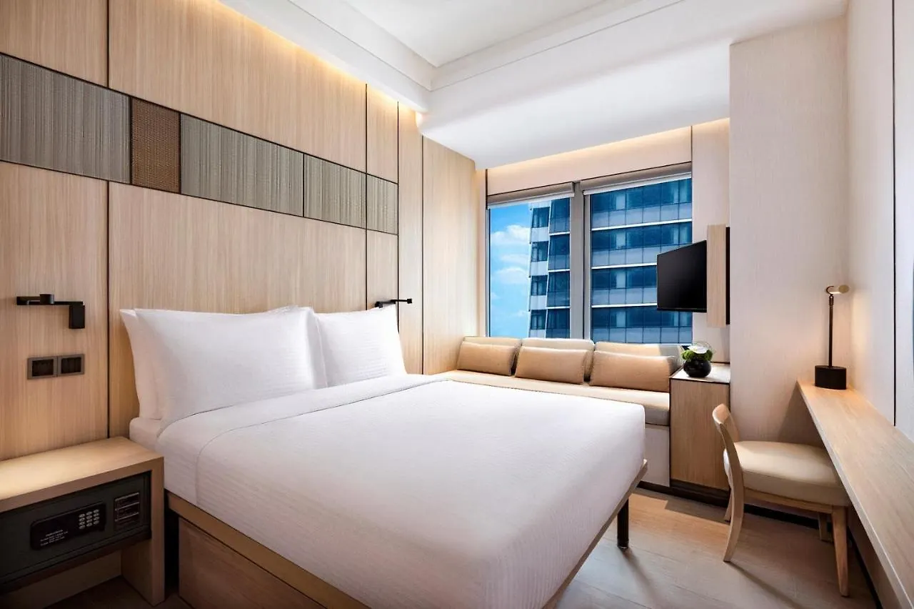 Harbour Plaza Metropolitan Shanghai Hotel